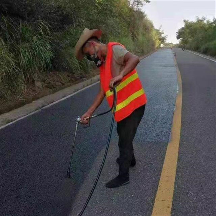 林芝 彩色防滑路面的底涂是保障路面附着力